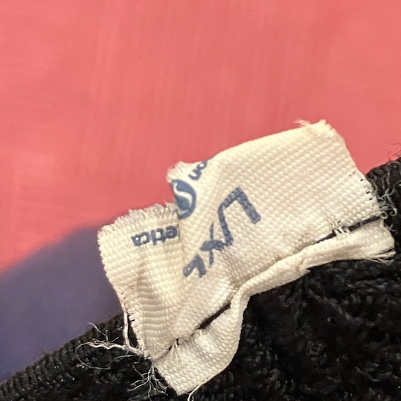 Lululemon Athletica Deep Blue Baseball Cap - damaged - Picture 8 of 12